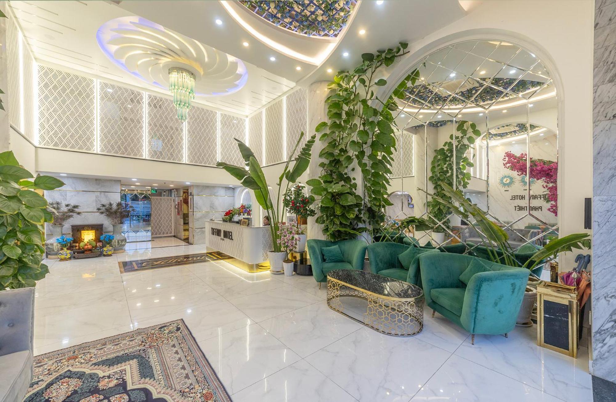 Tiffany Hotel & Restaurant Phan Thiet Bagian luar foto