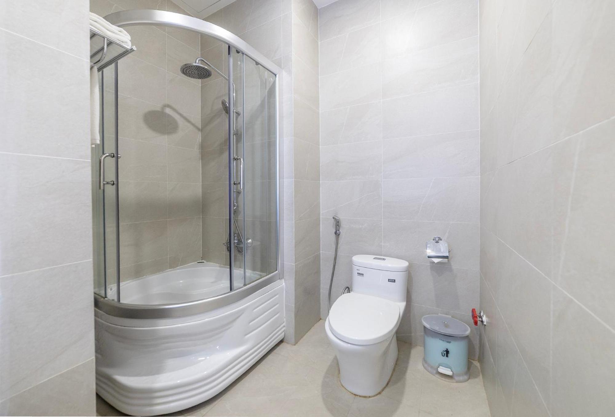Tiffany Hotel & Restaurant Phan Thiet Bagian luar foto