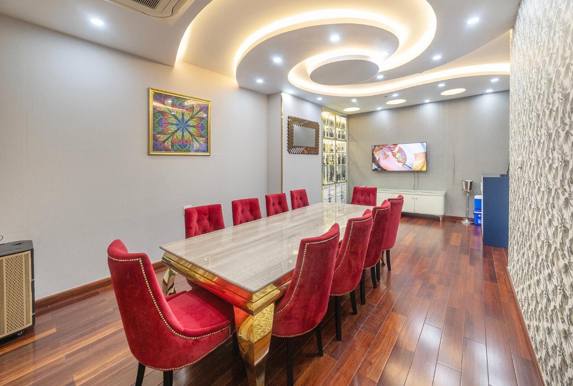 Tiffany Hotel & Restaurant Phan Thiet Bagian luar foto