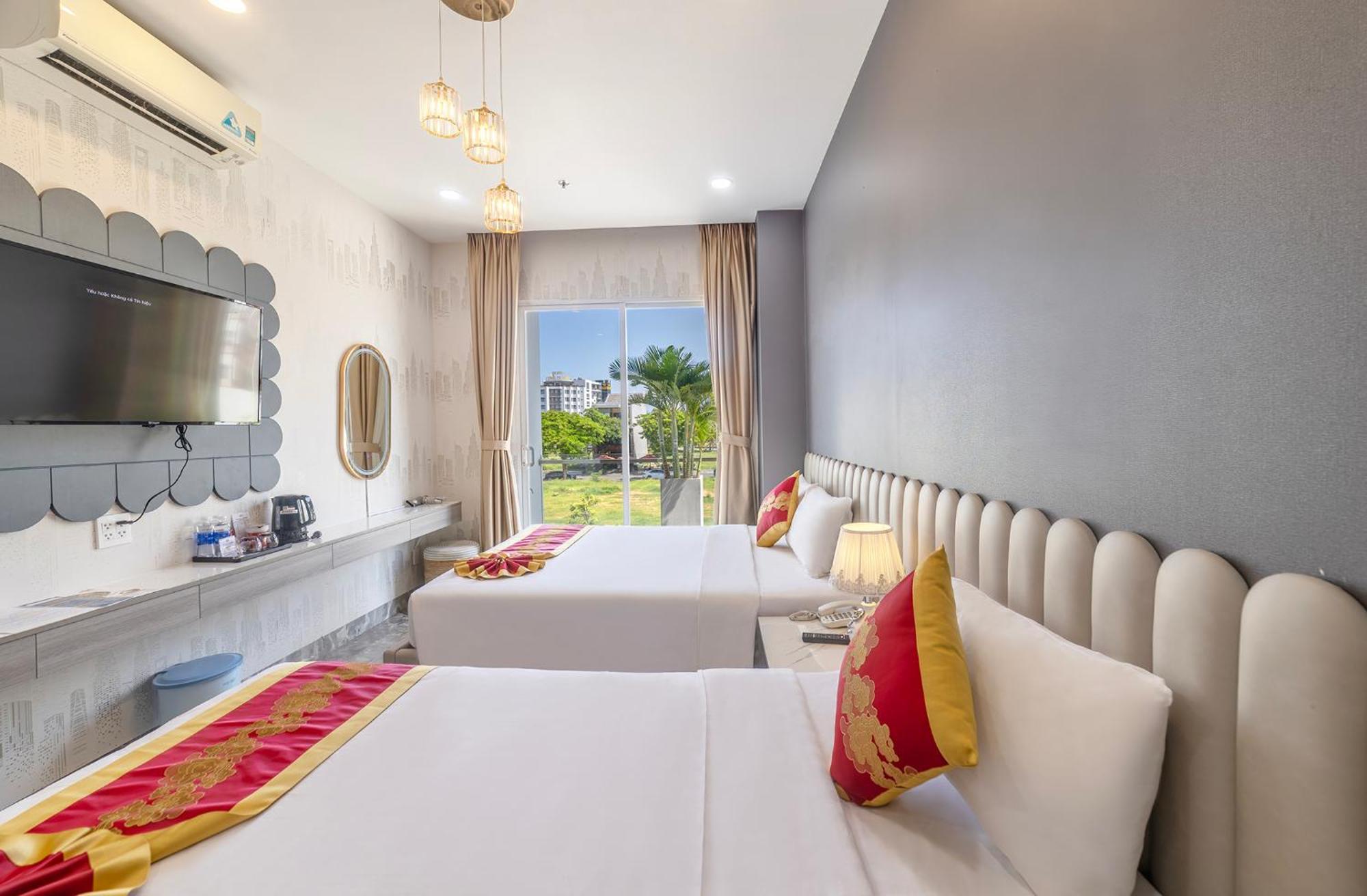 Tiffany Hotel & Restaurant Phan Thiet Bagian luar foto