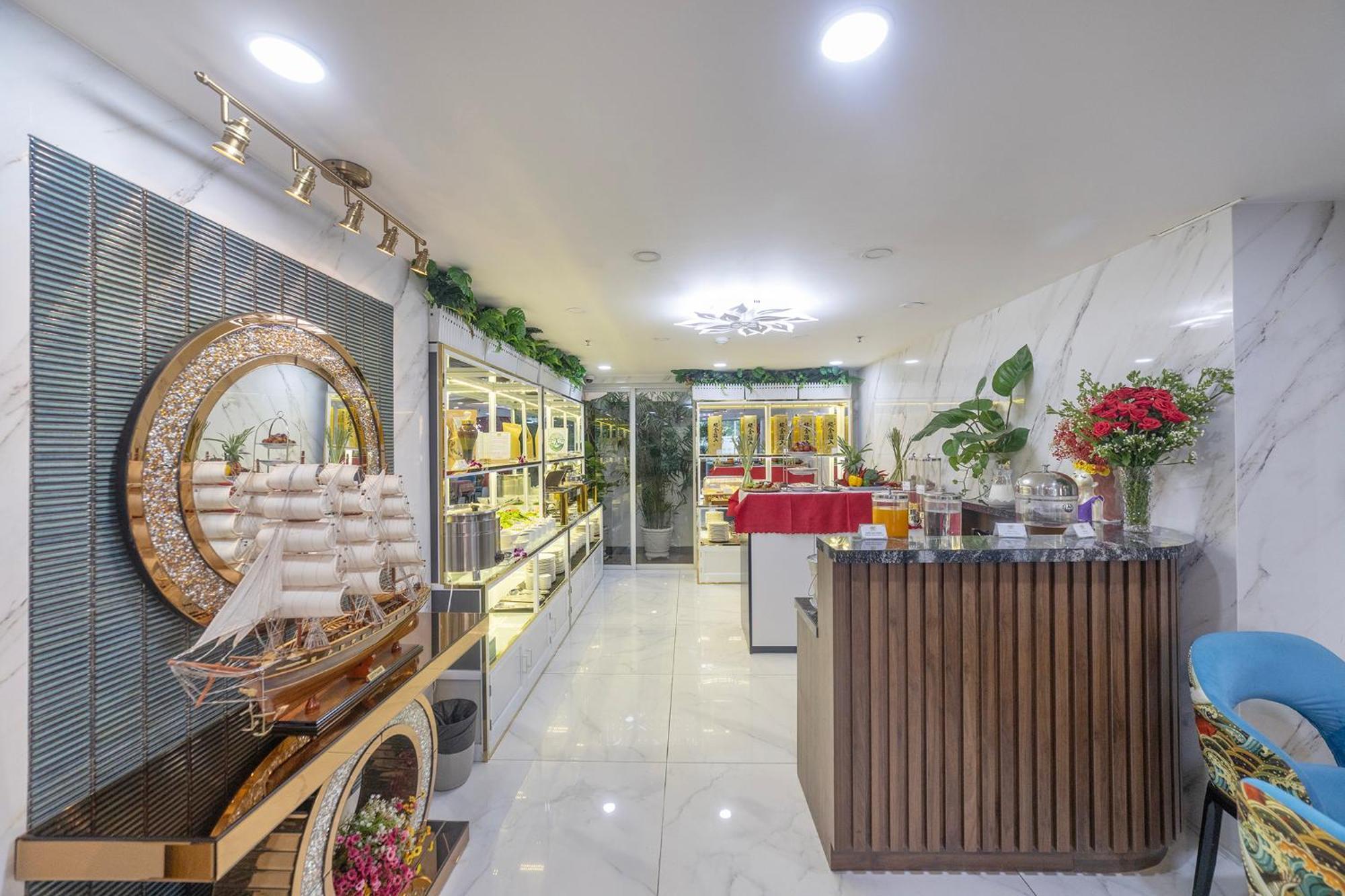 Tiffany Hotel & Restaurant Phan Thiet Bagian luar foto