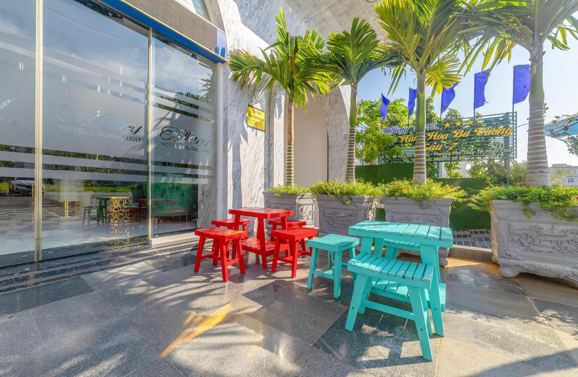 Tiffany Hotel & Restaurant Phan Thiet Bagian luar foto