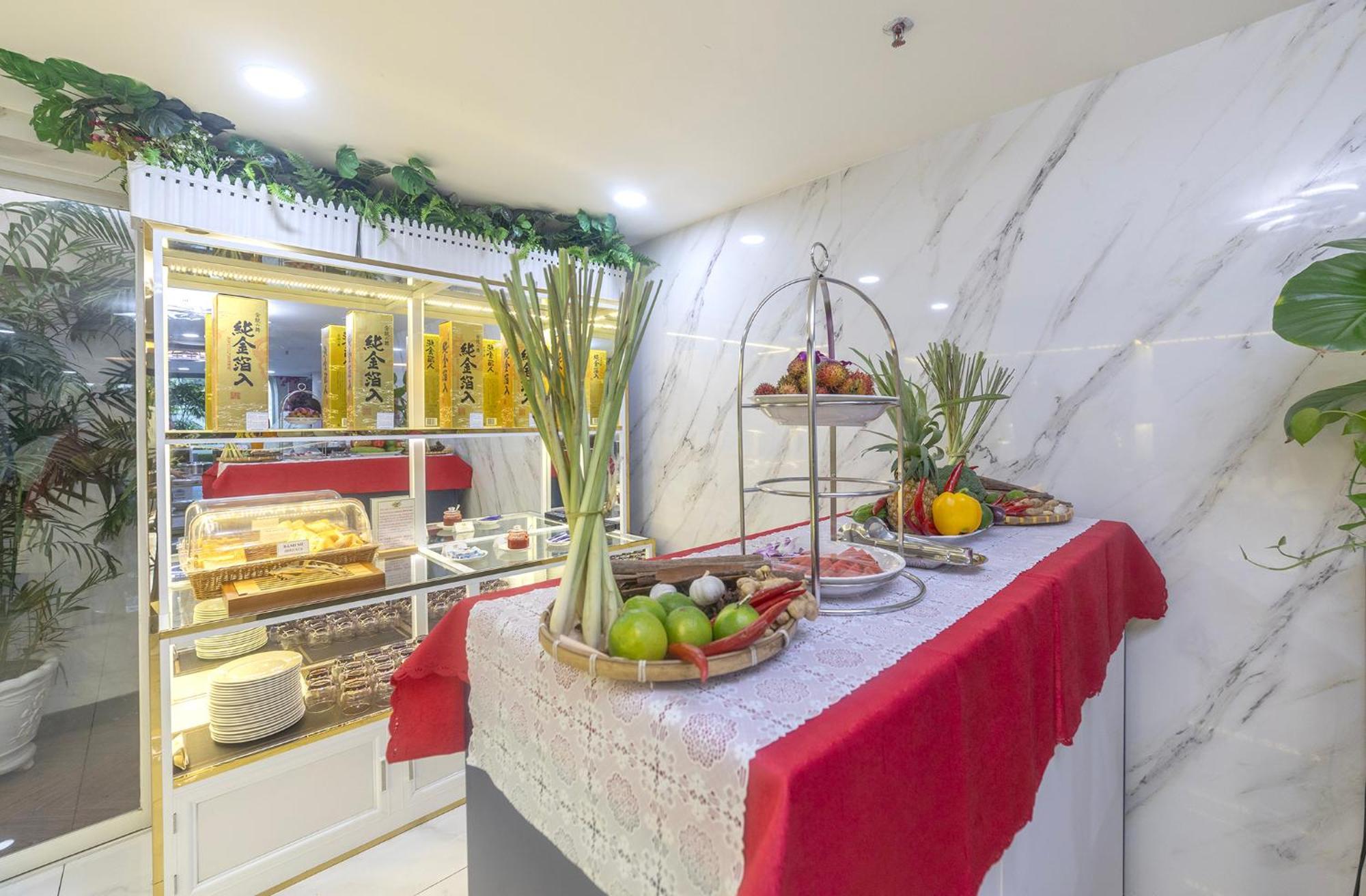 Tiffany Hotel & Restaurant Phan Thiet Bagian luar foto